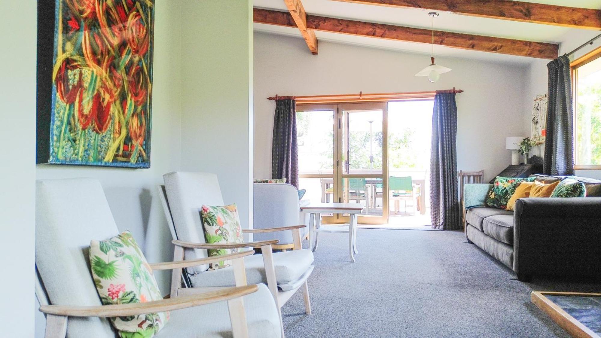 Large, Comfy, Stylish Apartment Havelock North Buitenkant foto