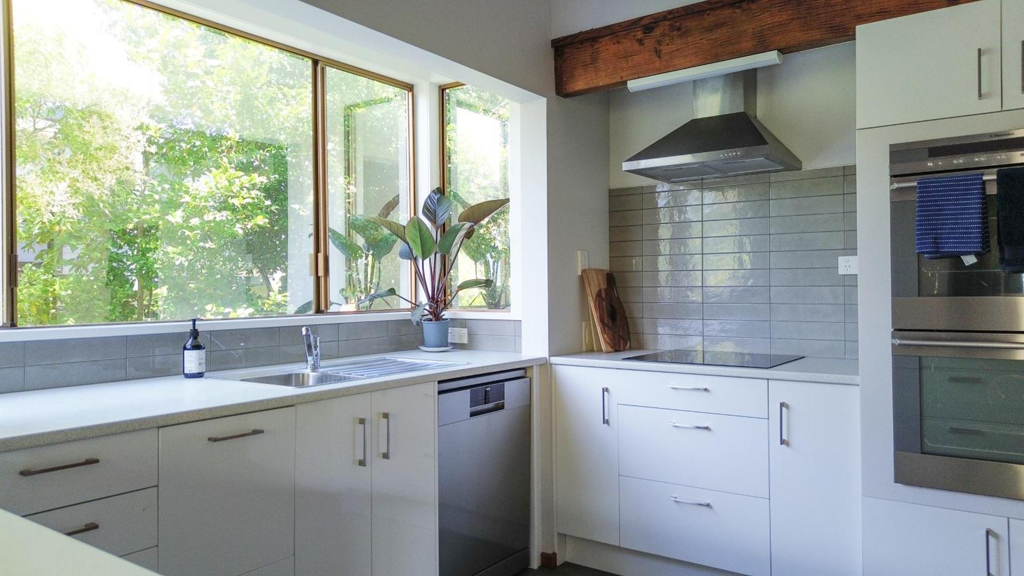 Large, Comfy, Stylish Apartment Havelock North Buitenkant foto