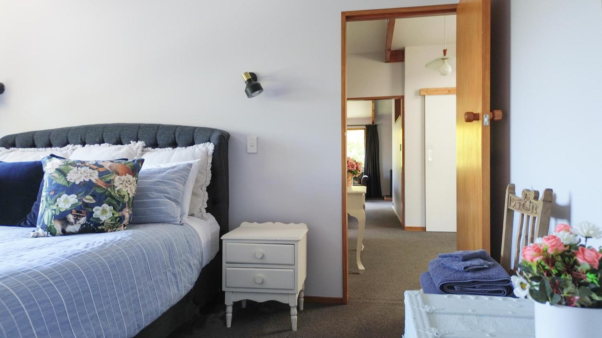 Large, Comfy, Stylish Apartment Havelock North Buitenkant foto